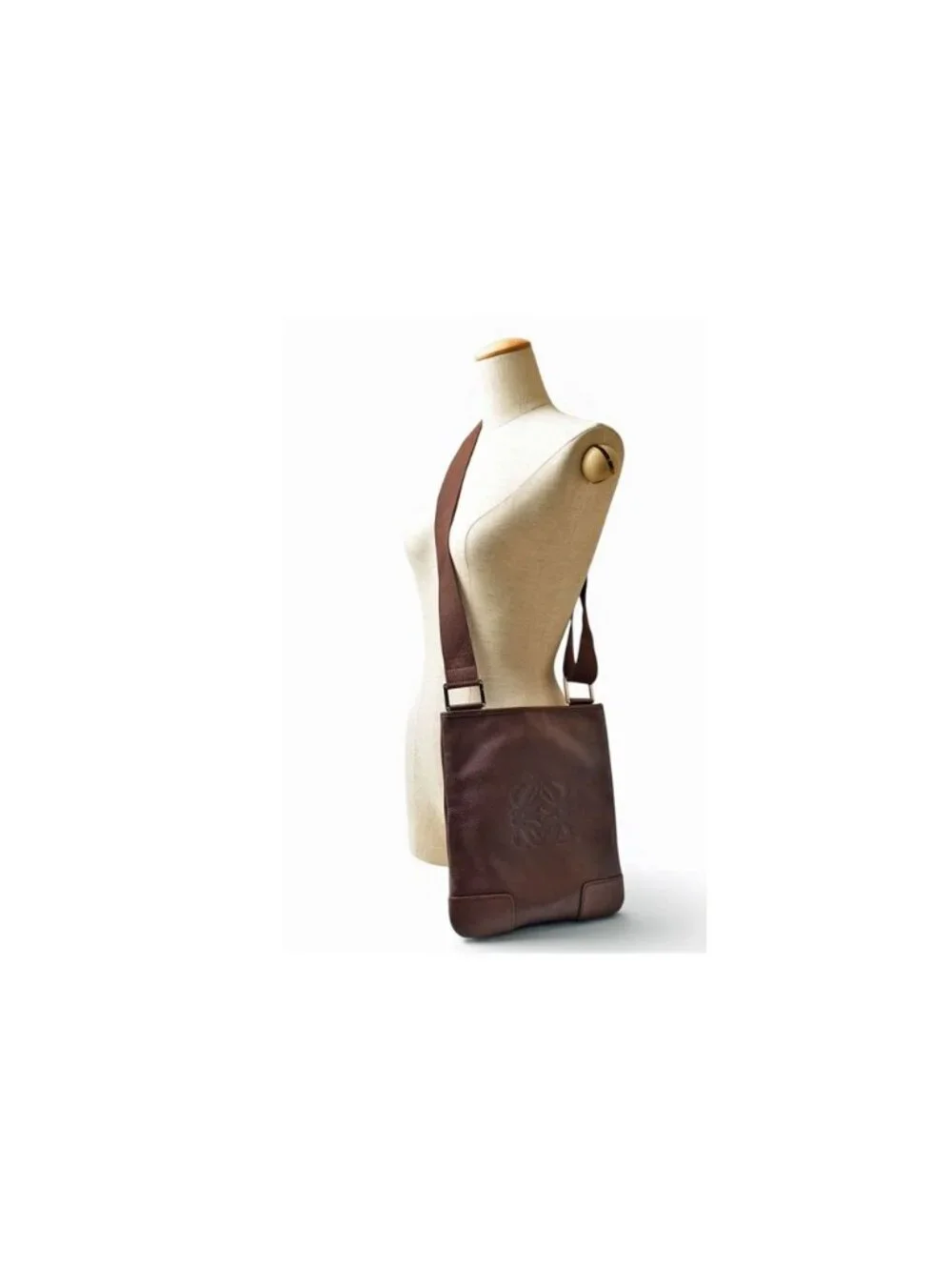 Loewe Shoulder Bag Vintage Anagram Calfskin Brown